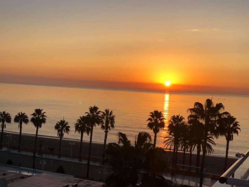 Luxury Beachfront Apartment In Benalmadena Costa 外观 照片