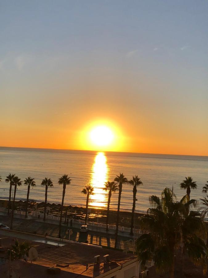 Luxury Beachfront Apartment In Benalmadena Costa 外观 照片