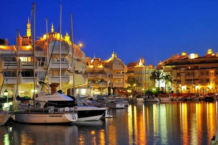 Luxury Beachfront Apartment In Benalmadena Costa 外观 照片