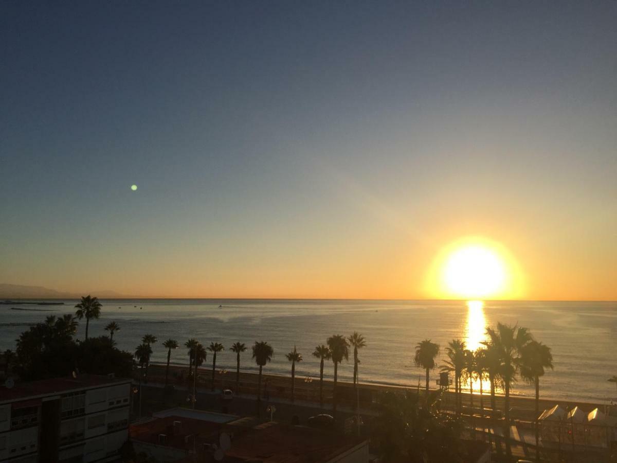 Luxury Beachfront Apartment In Benalmadena Costa 外观 照片
